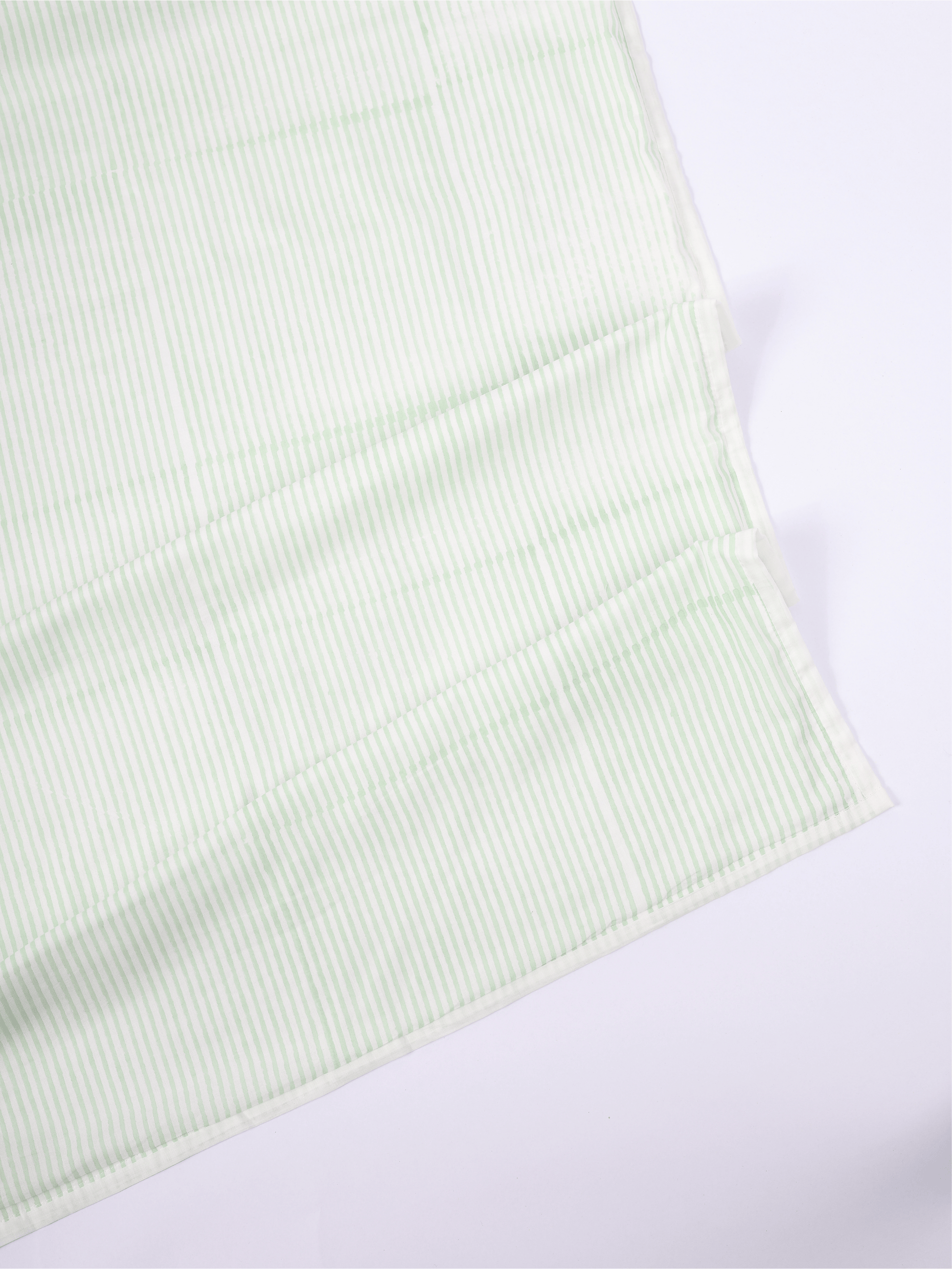 Handcrafted Jaipuri dohar with green striped reverse