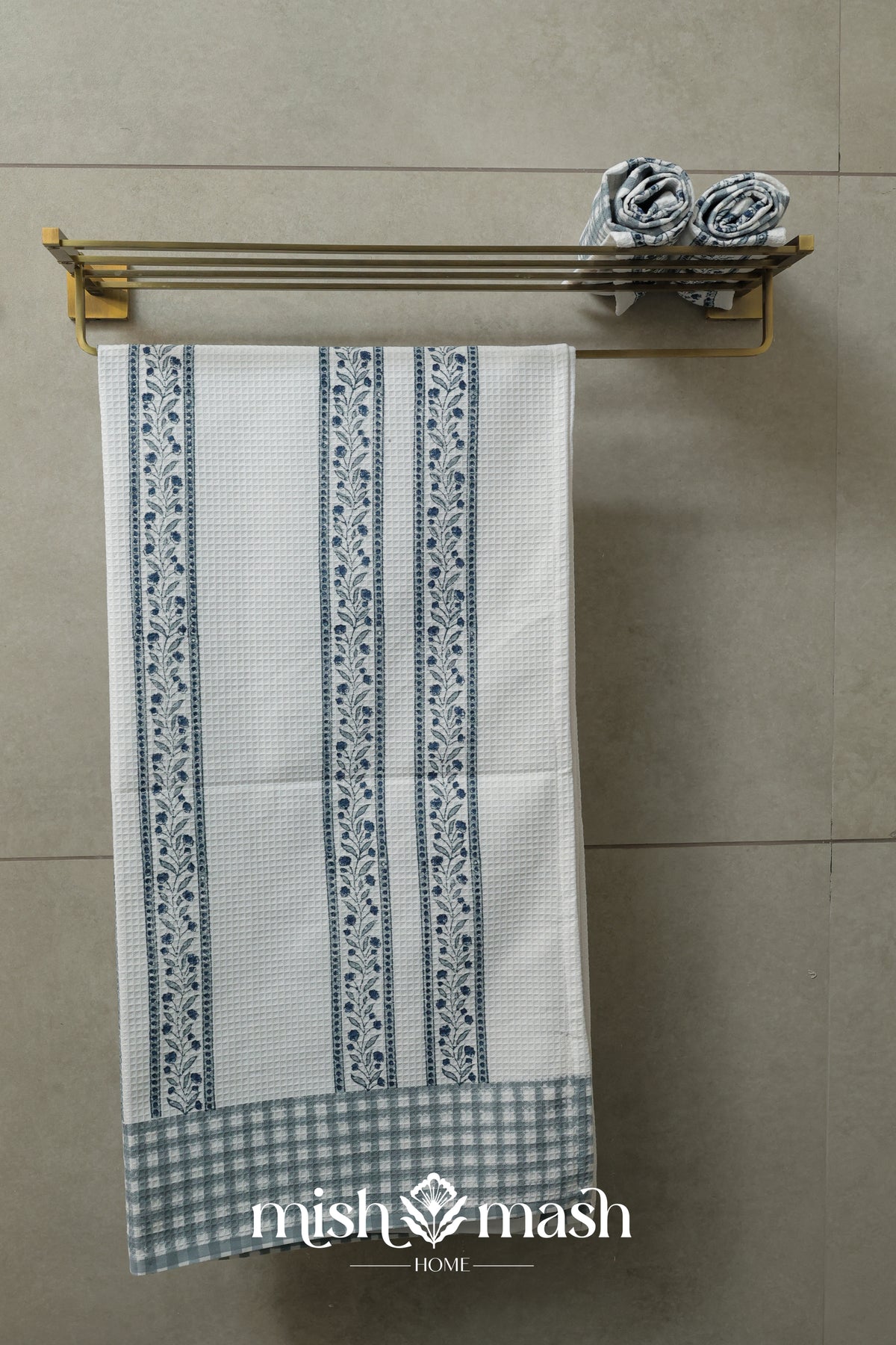 cotton quick dry towel hanging