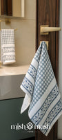 hand towel 
