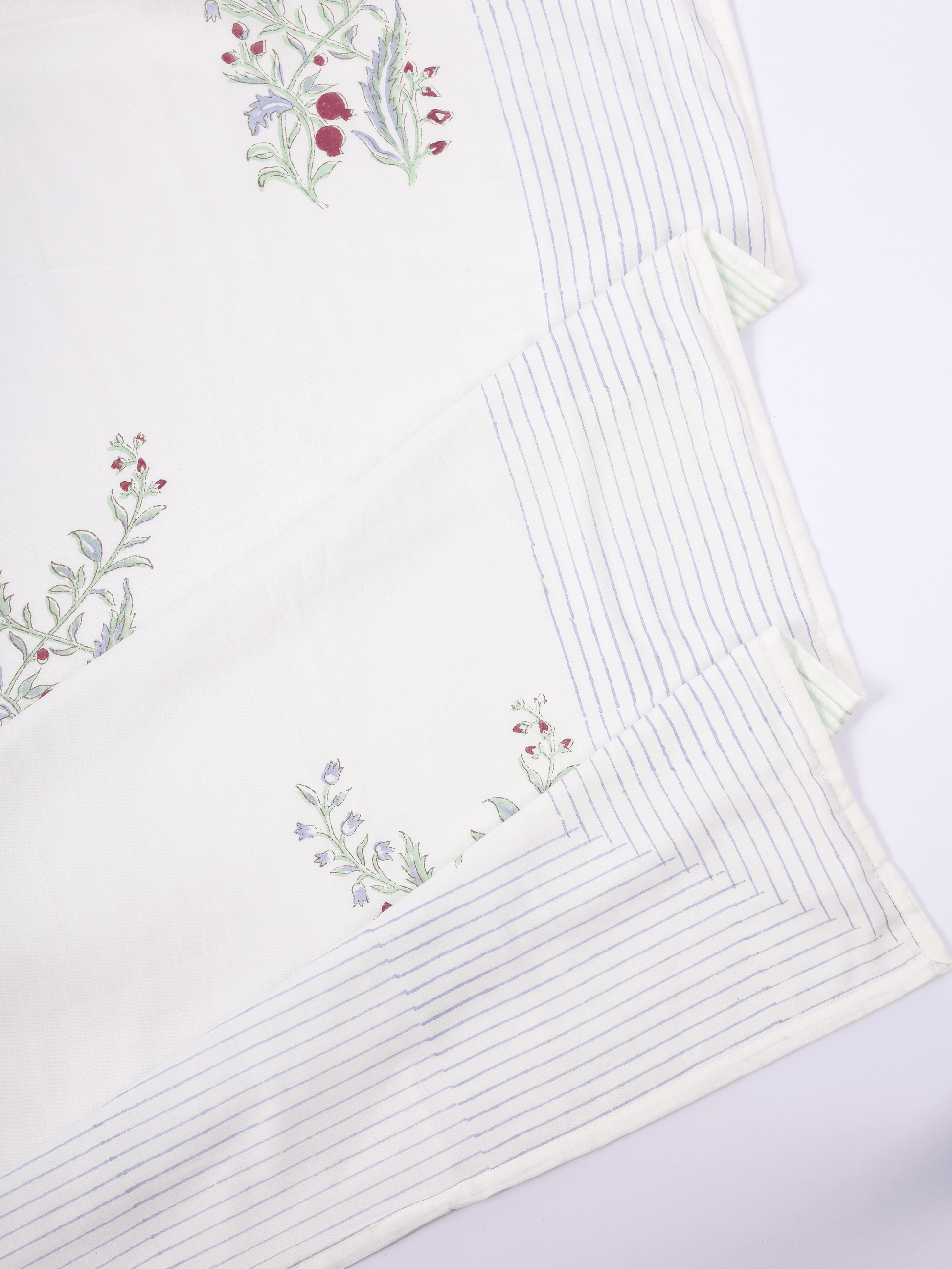 Lightweight Jaipuri cotton dohar with floral block print
