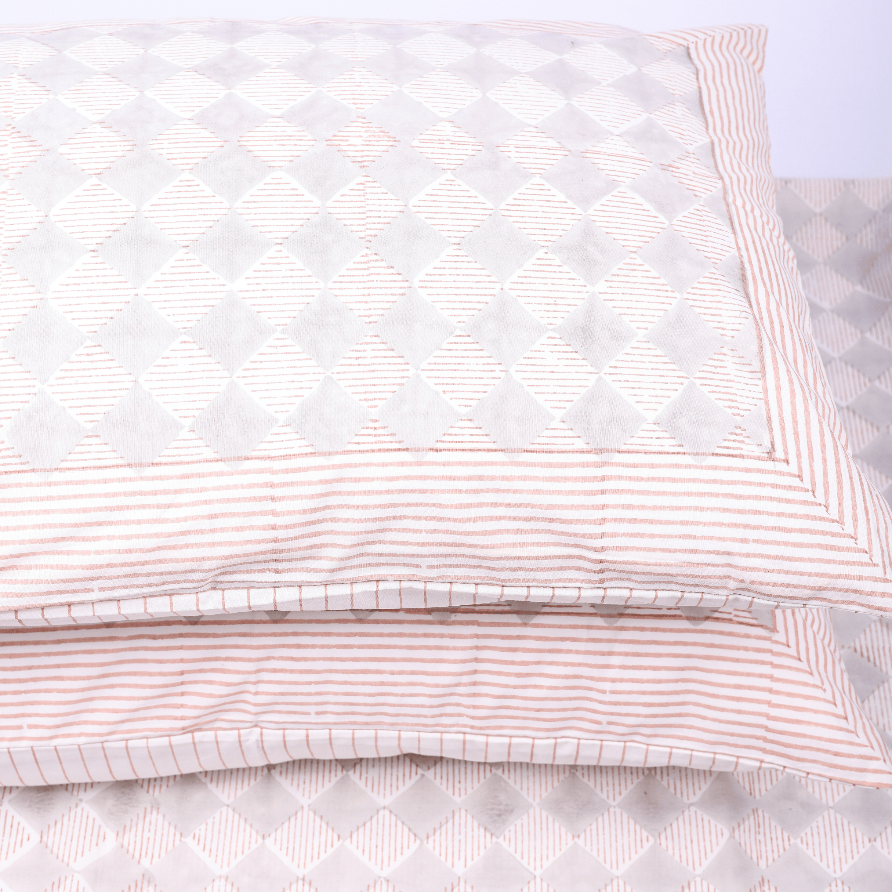300 TC hand block printed cotton bedsheet in red, grey and white