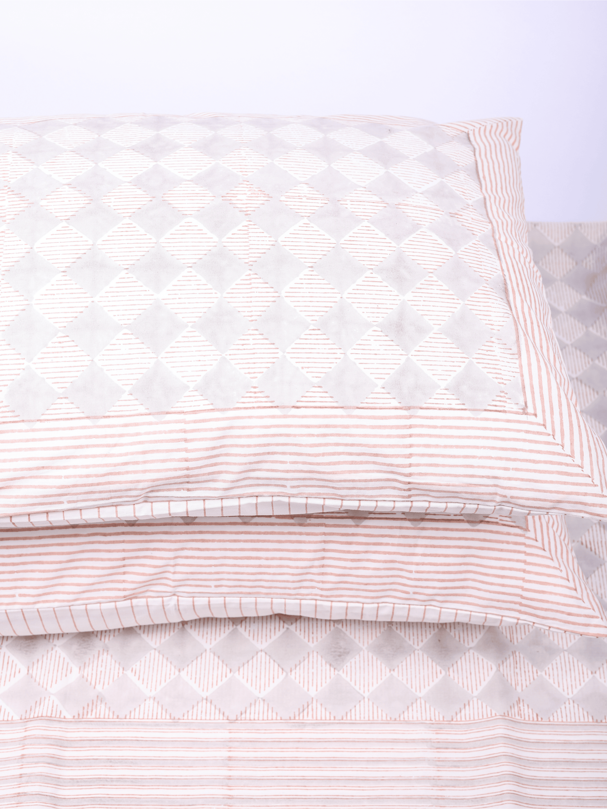 300 TC hand block printed cotton bedsheet in red, grey and white